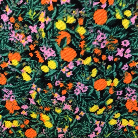 Lularoe pencil skirt Cassie XL NWT - Picture 2 of 4